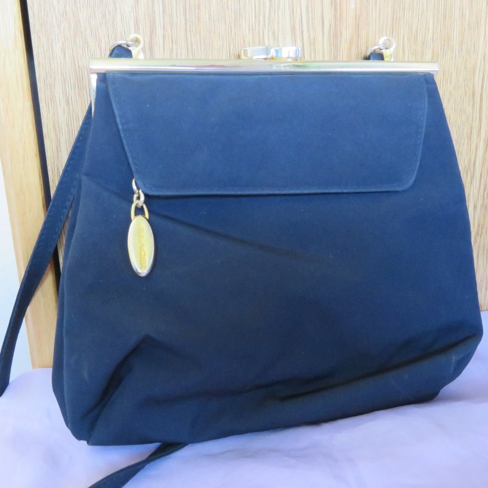 LIZ CLAIBORNE VILLAGER HANDBAG BLACK VINTAGE (643)